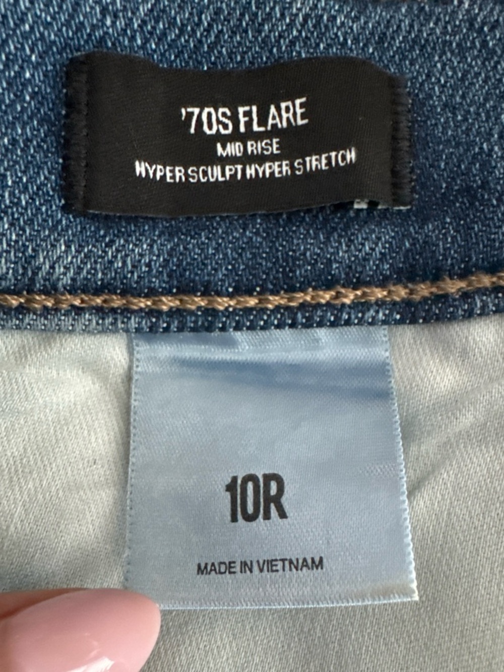Express 70s Flare Mid-Rise Denim Jeans, Hyper Sculpt & Stretch, Medium Wash, 10R - Picture 8 of 10